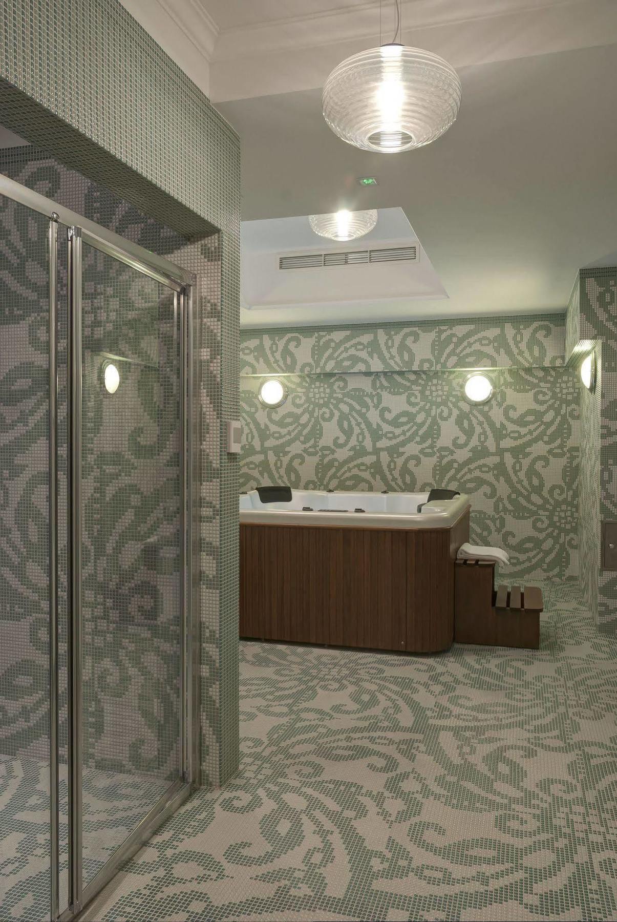Hotel Willa Hueta Kielce Bagian luar foto